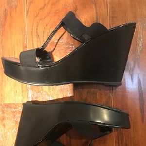 Charles David wedges